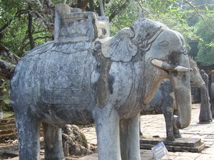 Elephant Minh Man Tomb