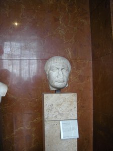 Louvre head of trajan