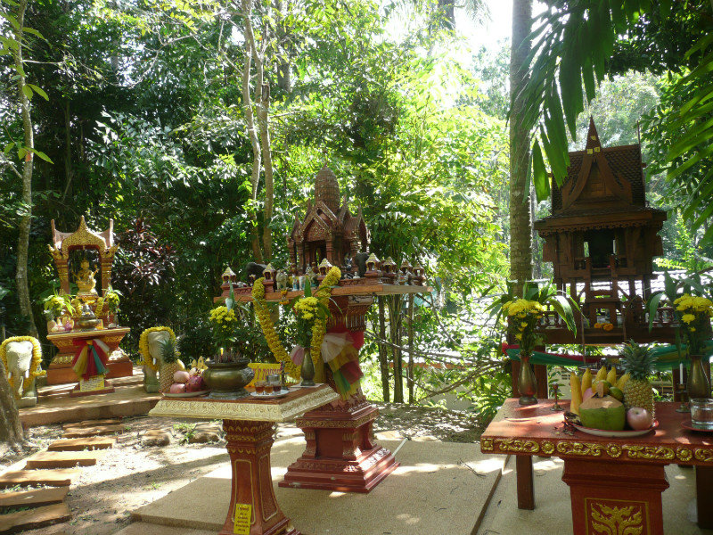 Garden shrine  