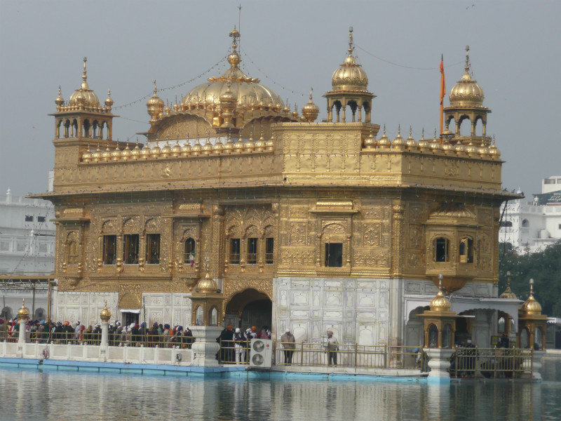  The Golden Temple, a pilgrimage centre