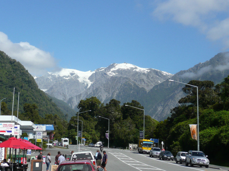 Franz Josef township, tiny place great view