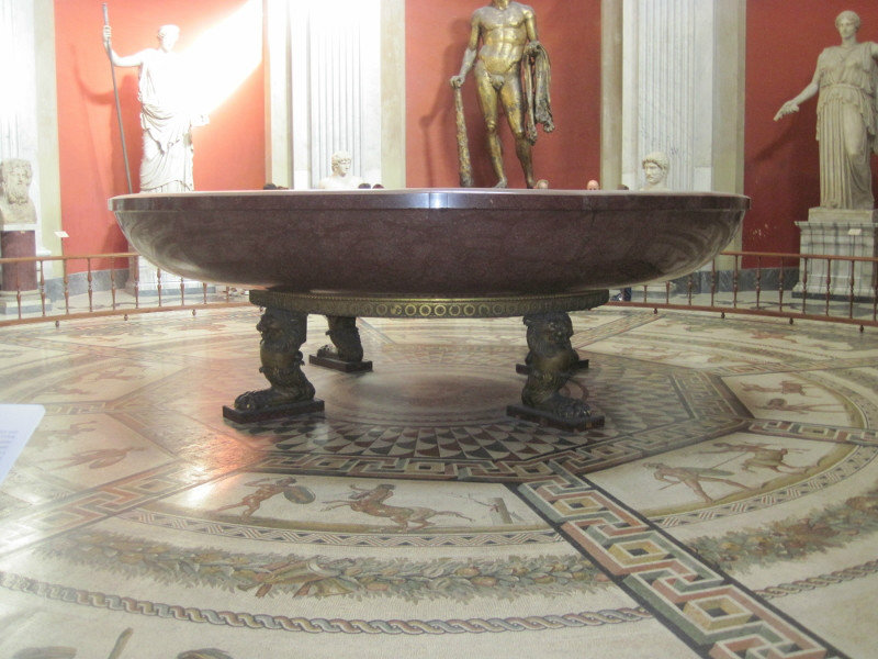 Ancient Roman bathtub