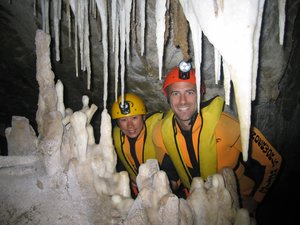 lotsa stalactites