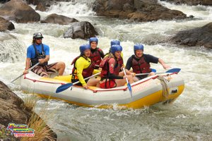 Rafting on Tully River