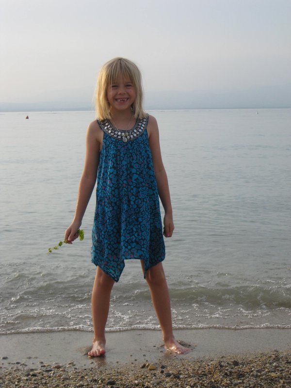 Phoebe at Lake Garda