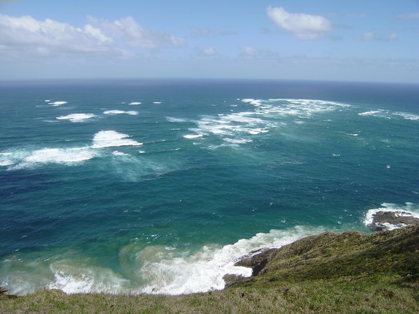 The meeting of the Tasman Sea and the Pacific Ocean