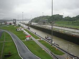 Start of the locks on the Pacific side.