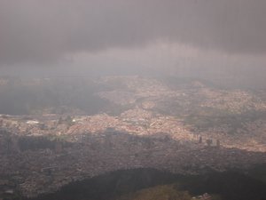 44-Sun and shadow over Quito