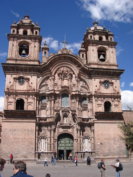 2 Nice building in Plaza de Armas, Cusco