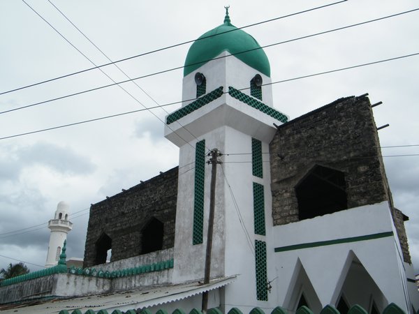 5-Mosque en camino to Lamu