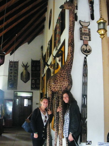 10-One HUGE giraffe woodwork