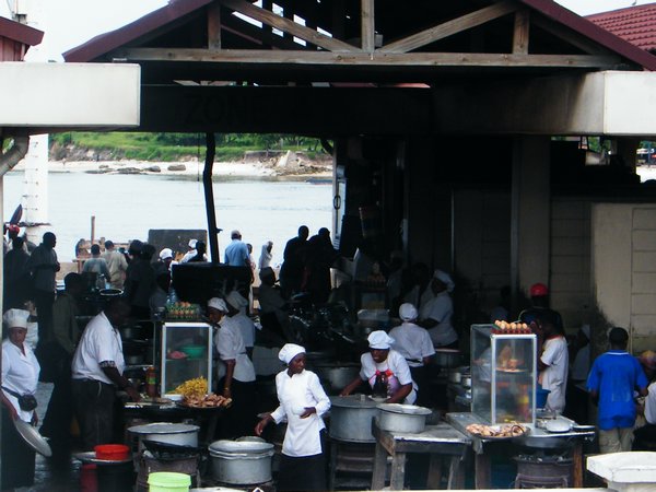 17-Dar-es-Salaam fish market and food stalls