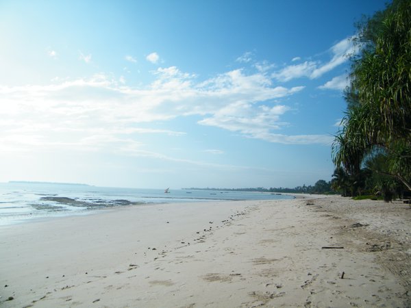 14-Mikudi Beach in the morning