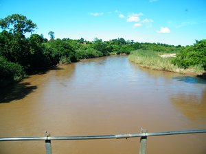 23-Songew River, crossing into Malawi