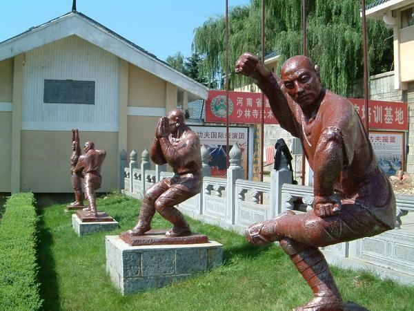 Kung Fu statues