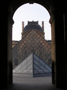 I M Pei -- Louvre Pyramid 