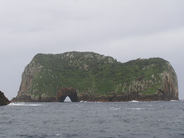 The southern arch diving location