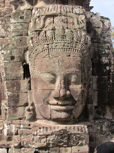 Bayon: Well preserved face
