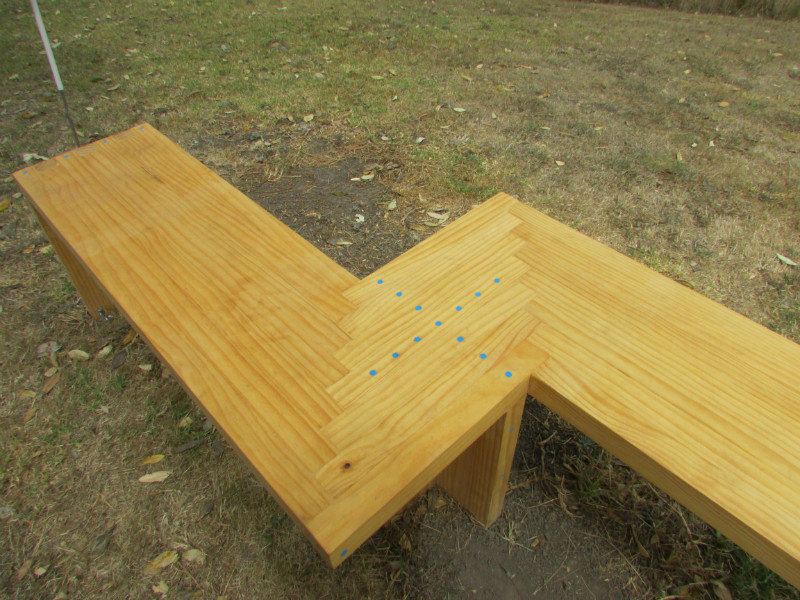 Well crafted bench (not part of an installation)
