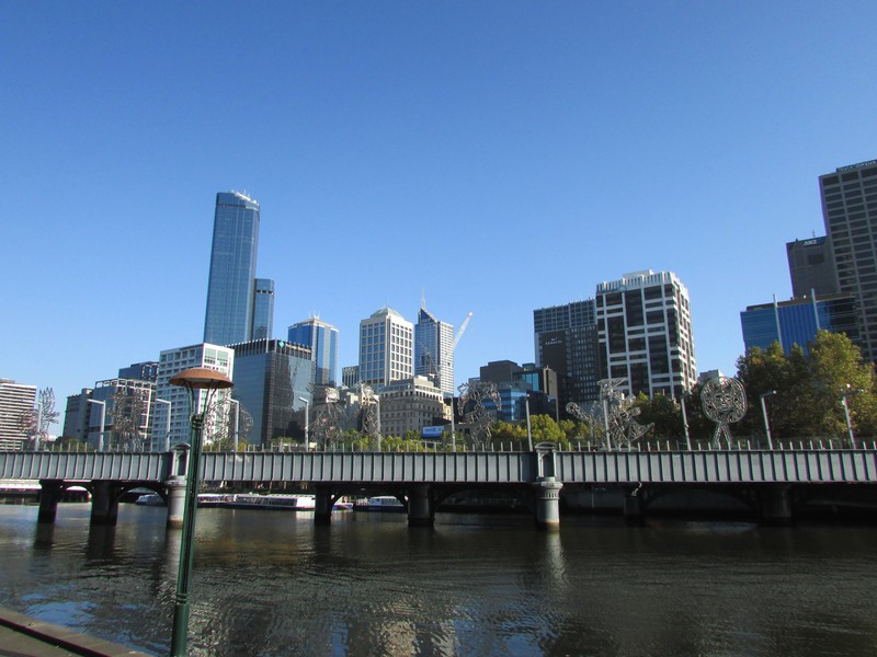 D2 - Melbourne Riverside walk