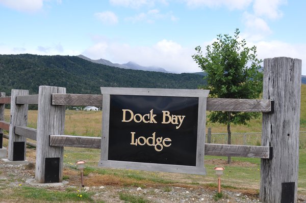 Dock Bay Lodge