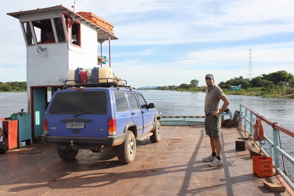 Op de ferry in de pantanal