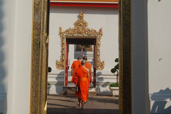 Monks at Wat Pho
