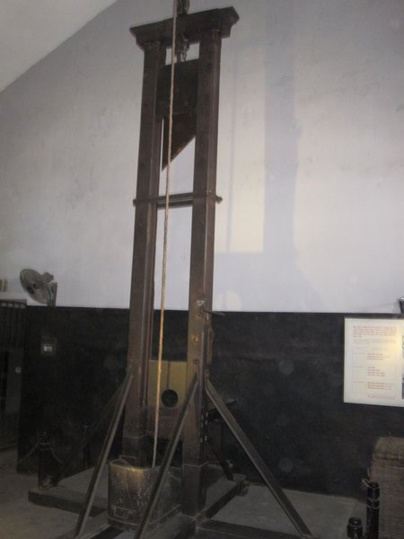 meet the guillotine