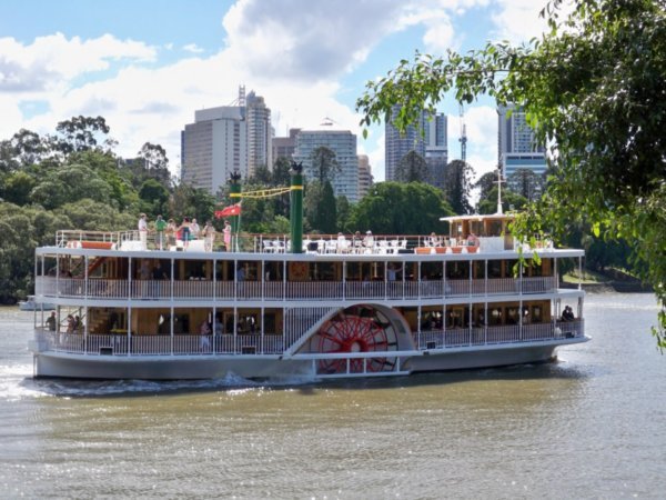 The Kookaburra Queen Floating Restaurant/Ferry