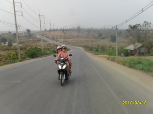 Motorbike drive around Pai