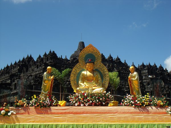 Golden Budha Statue