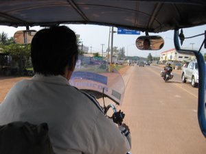 Tuktuk ride to Thai-Laos Border