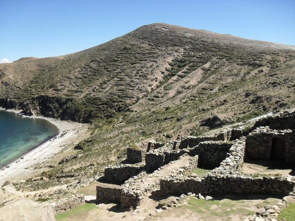 Ruins on Isla del Sol