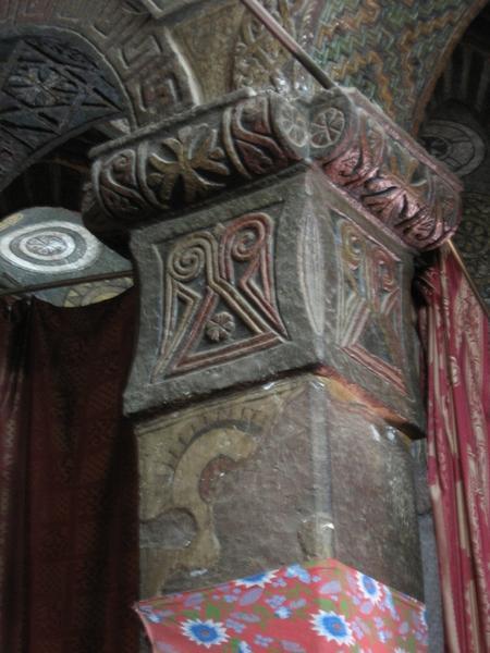 Columns carvings