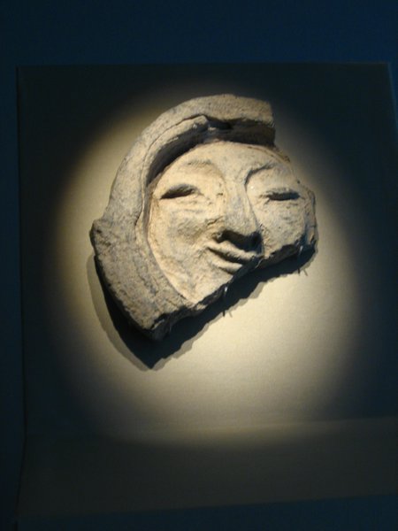 Shilla tile with face