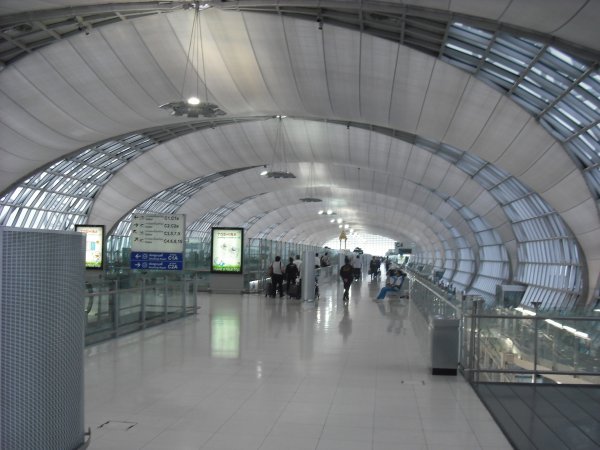 Bangkok megasized Airport 