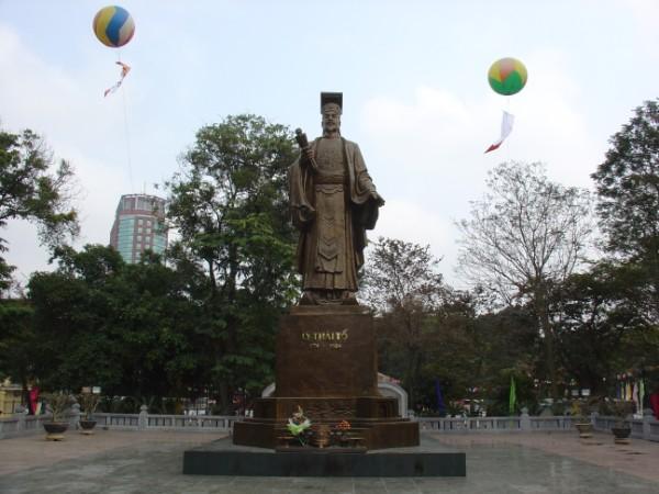 Statue of Ly Thaito, Hanoi