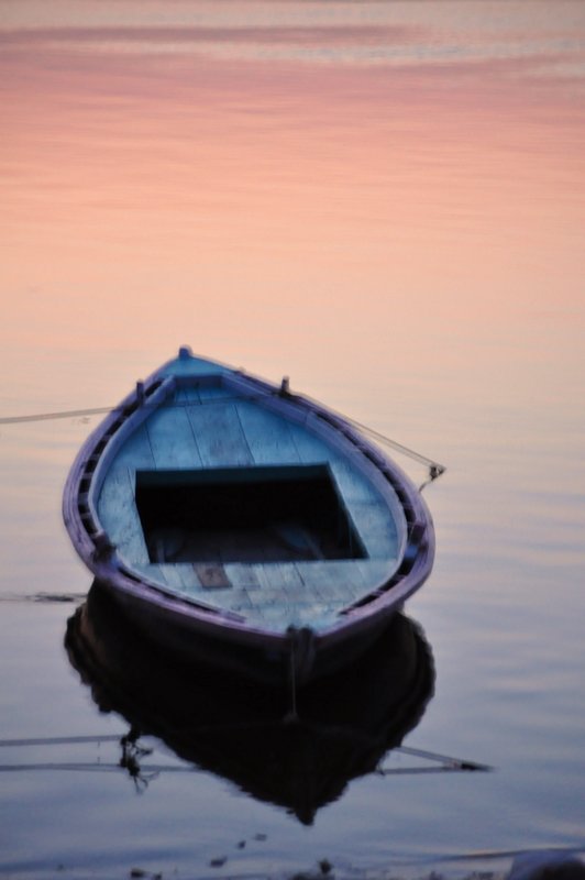 Dawn boat
