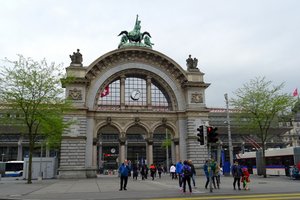 30 La gare de Lucerne