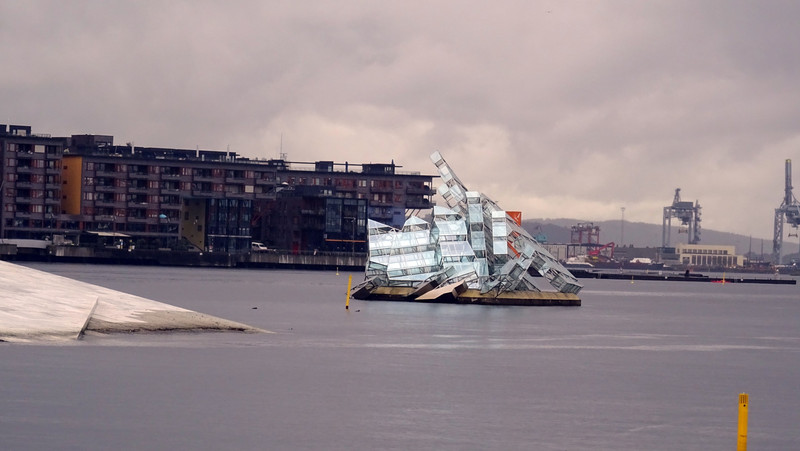 quand l'iceberg islandais devient sculpture à Oslo