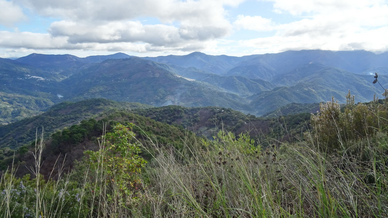 vue sur le sommet du Pic Trorrecilla