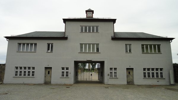 Sachsenhausen - main entrance
