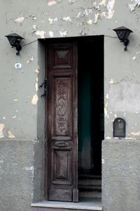 Salta doorway