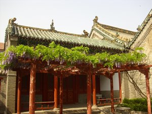 inner courtyard guild hall