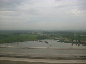 yellow river from train (4)