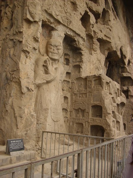 longmen grotto (19)