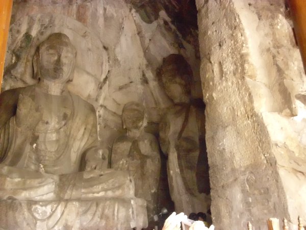 longmen grotto (12)