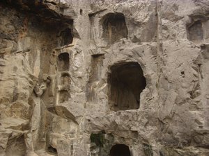 longmen grotto (115)