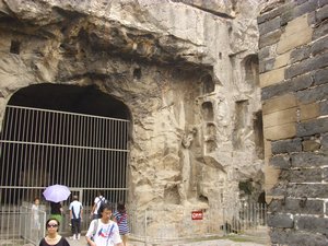 longmen grotto (116)