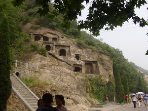 longmen grotto (36)
